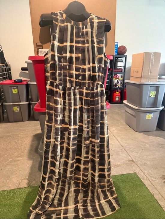 H and m Dresses & Skirts - Sleeveless Maxi Dress in Black and Cream Plaid Print mp25